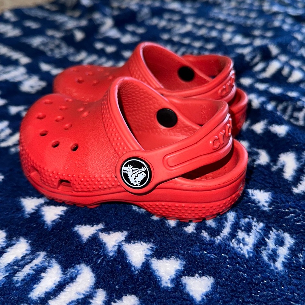 RED Crocs 🐊
